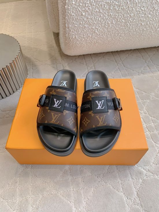 Louis Vuitton Classic Printed Beach Slide Sandals Adjustable Strap