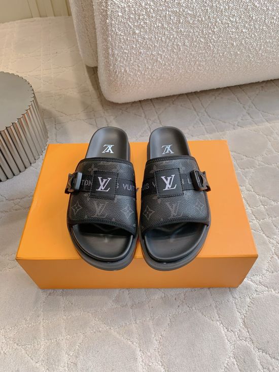 Louis Vuitton Classic Printed Beach Slide Sandals Adjustable Strap