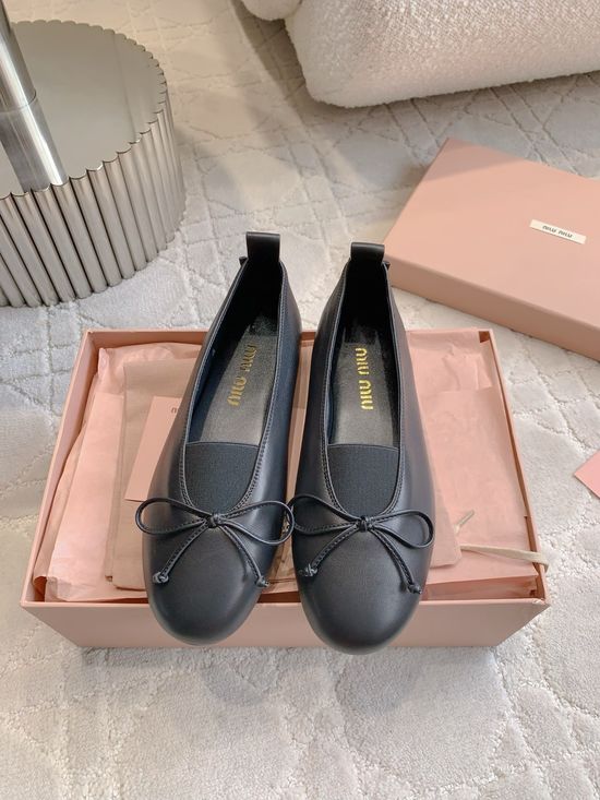 Miu Miu Vintage Bow Flat Ballet Shoes Soft Leather Upper