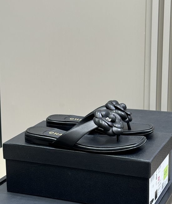 Chanel Elegant Camellia Decor Leather Slip On Slides