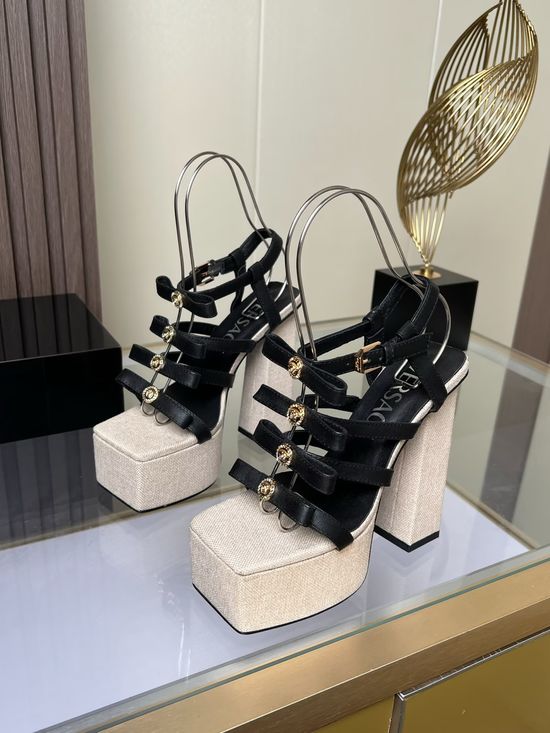 Versace Elegant Stiletto Heels with Leather and Rubber Sole