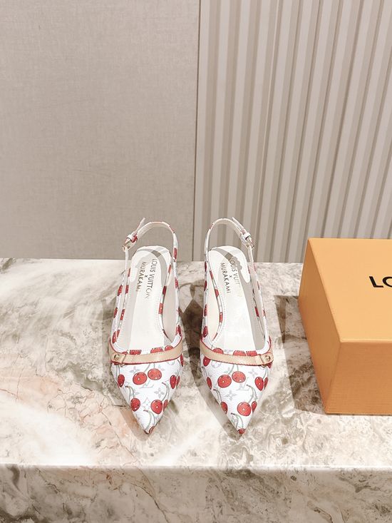 Louis Vuitton Chic Chunky Heel Buckle Strap Casual Shoes