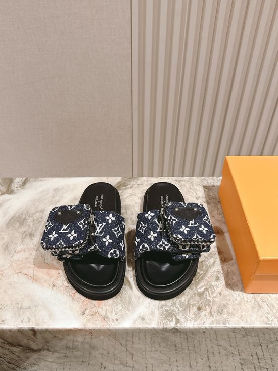 Louis Vuitton Stylish Removable Pouch Anti-slip Casual Slippers