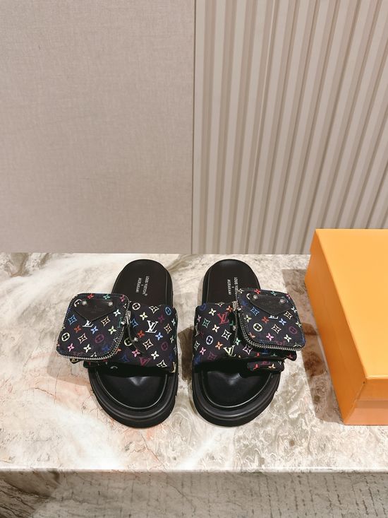 Louis Vuitton Stylish Removable Pouch Anti-slip Casual Slippers