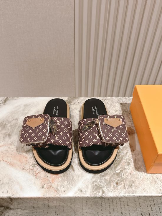 Louis Vuitton Stylish Removable Pouch Anti-slip Casual Slippers