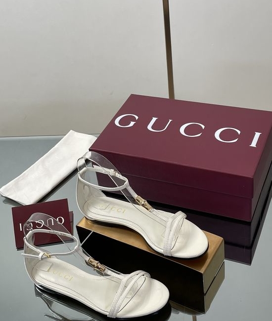 Gucci Bamboo Buckle Leather Thong Sandals With Genuine Leather Sole