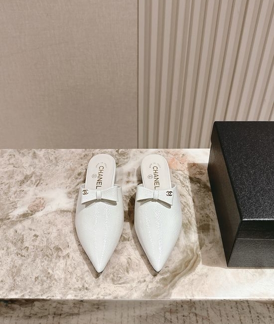 Chanel Classic Patent Leather Pointed Toe Loafers With Leather Sole