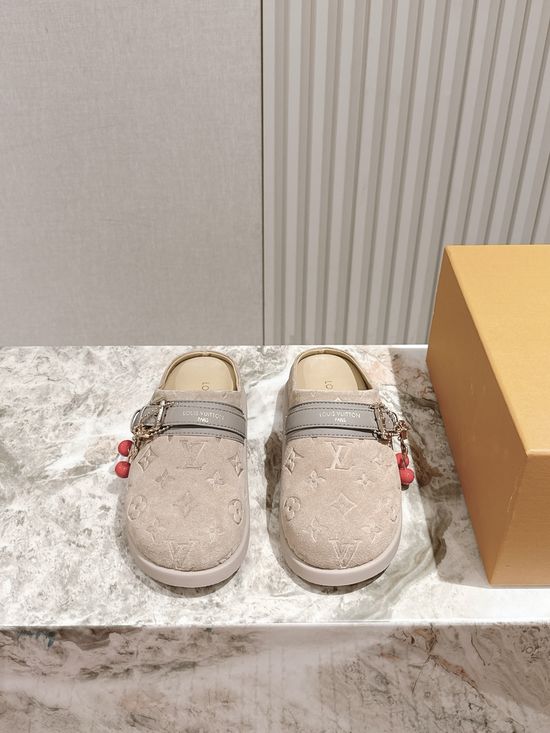 Louis Vuitton Classic Patterned Comfortable Casual Slide Sandals
