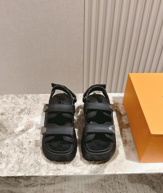 Louis Vuitton LV Patent Leather Platform Sandals Comfortable Elevated