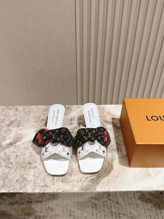 Louis Vuitton Chic Chunky Heel Buckle Strap Casual Shoes
