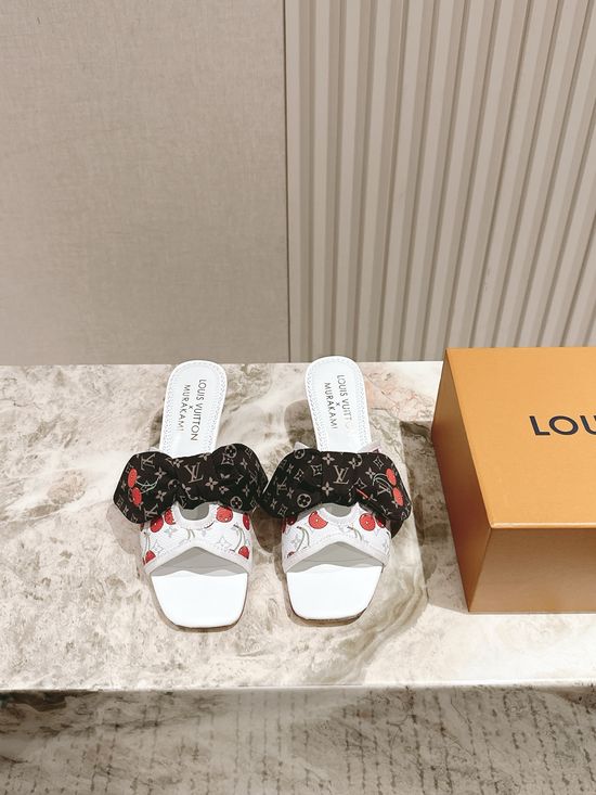 Louis Vuitton Chic Chunky Heel Buckle Strap Casual Shoes