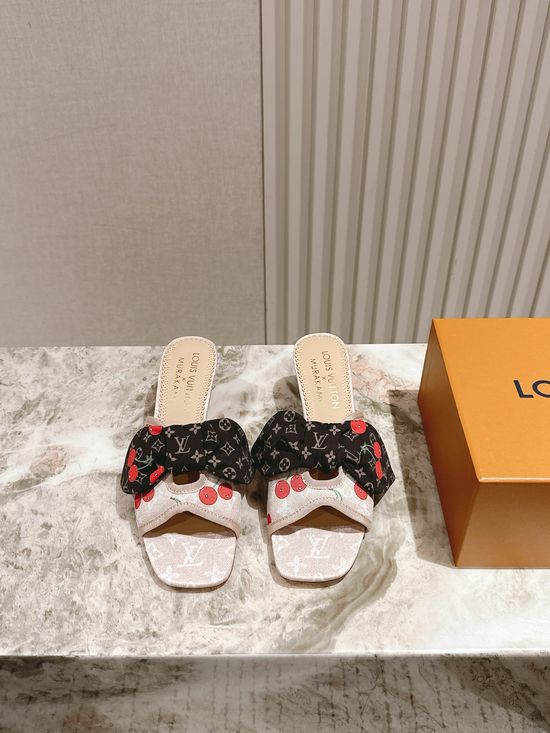 Louis Vuitton Chic Chunky Heel Buckle Strap Casual Shoes
