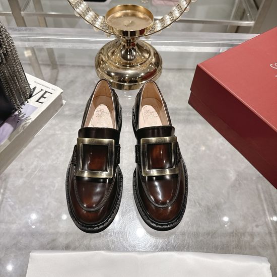 Roger Viver Classic Buckle Leather Flats Elegant Versatile Daily Shoes