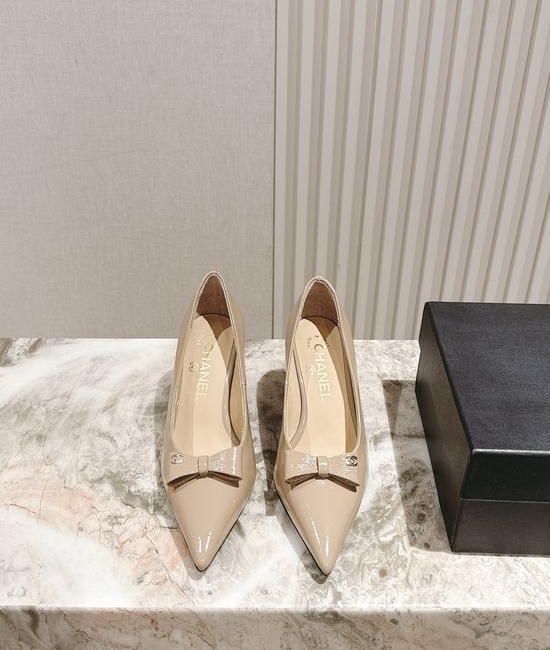 Chanel Classic Patent Leather Pointed Toe Loafers With Leather Sole