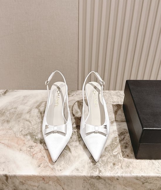 Chanel Classic Patent Leather Pointed Toe Loafers With Leather Sole
