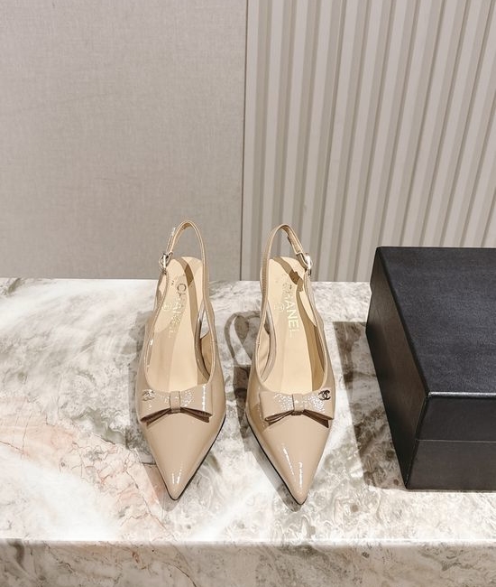 Chanel Classic Patent Leather Pointed Toe Loafers With Leather Sole