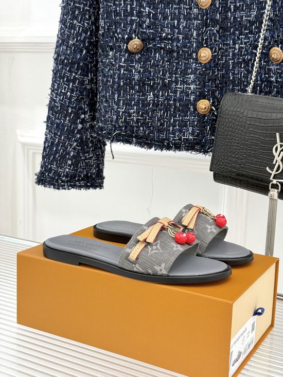 Louis Vuitton Bow Decor Slide Sandals With Comfortable Sole