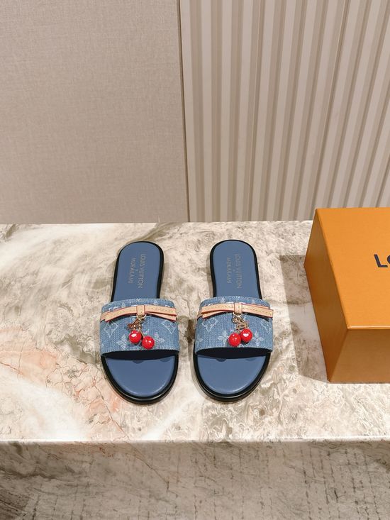 Louis Vuitton Printed Leather Comfortable Casual Flat Slides