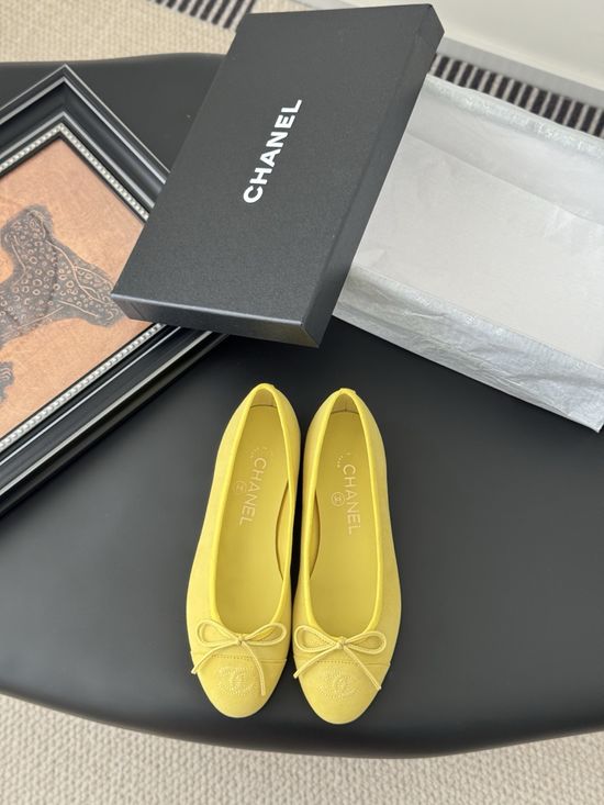 Chanel Classic Round Toe Low Heel Ballet Flats with Leather Sole