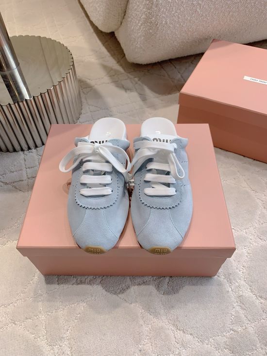 Miu Miu Leather Upper Casual Mule Sneakers Comfortable Non-slip Versatile Shoes