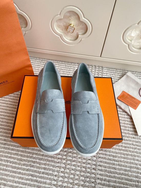 Hermes Casual Comfort Loafers With Classic Upper Design