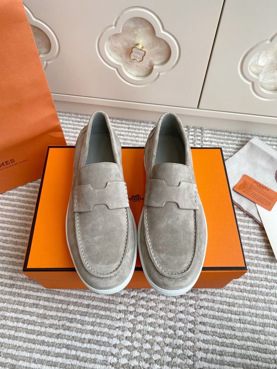 Hermes Casual Comfort Loafers With Classic Upper Design