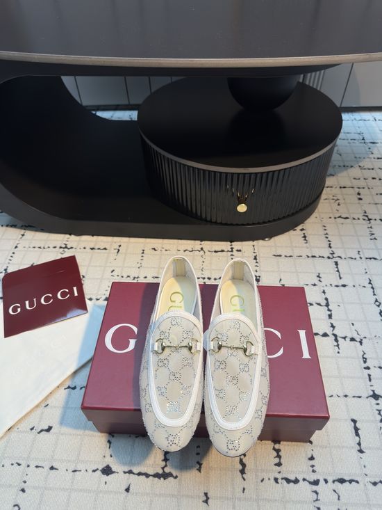 Gucci Classic Horsebit Loafers Soft Durable Versatile Daily Shoes
