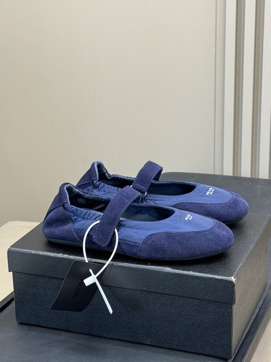 Prada Suede Nylon Stitched Sneakers Lambskin Lining Ultra Light Comfort