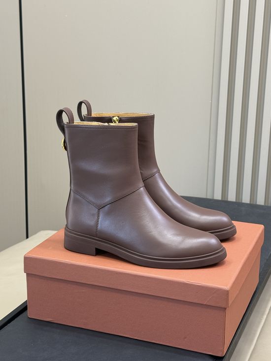 Loro Piana Minimalist Premium Leather Ankle Boots