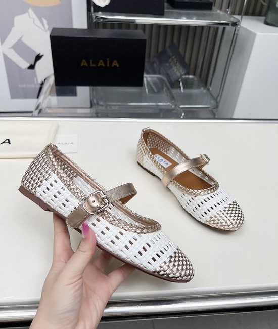 Alaia Woven Hollow Out Slip On Shoes Soft Sheepskin Insole