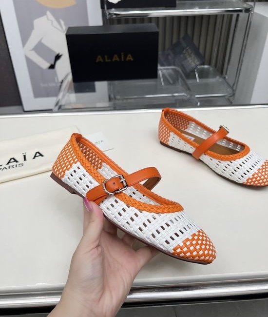 Alaia Woven Hollow Out Slip On Shoes Soft Sheepskin Insole