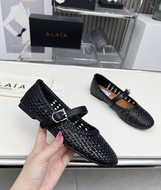 Alaia Woven Hollow Out Slip On Shoes Soft Sheepskin Insole
