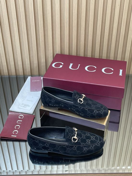 Gucci Embossed Suede Loafer Shoes Soft Elegant Classic Daily Footwear