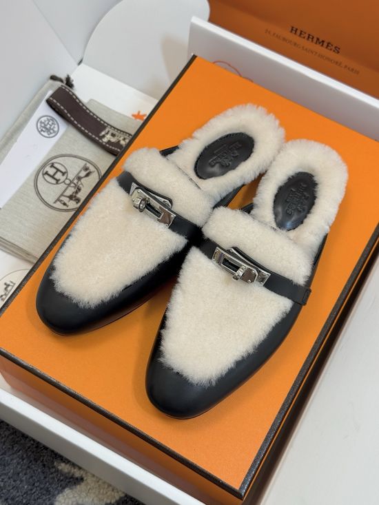 Hermes Classic Mule Slippers Cowhide Upper Shearling Lining