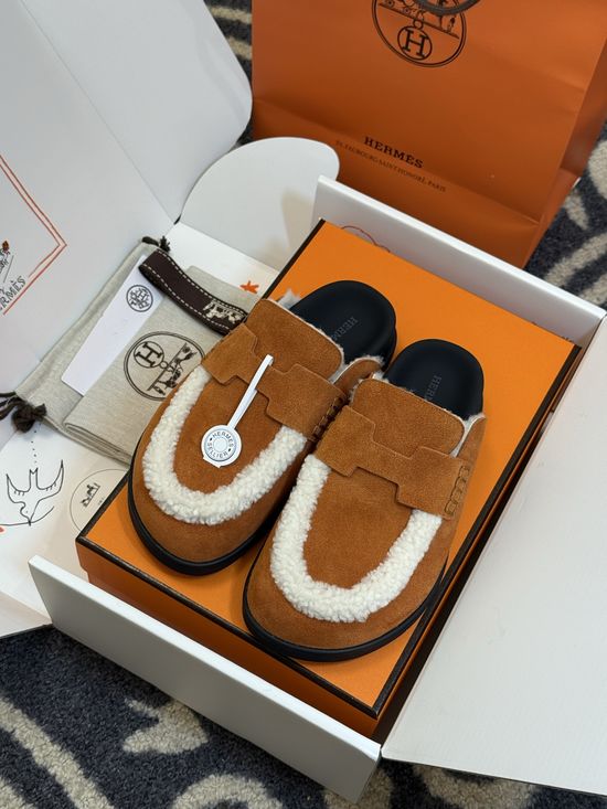 Hermes Suede Leather Mules With Classic Upper Details