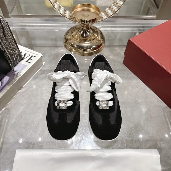 Roger Viver RV Elegant Suede Loafers with Diamond Buckle Detail