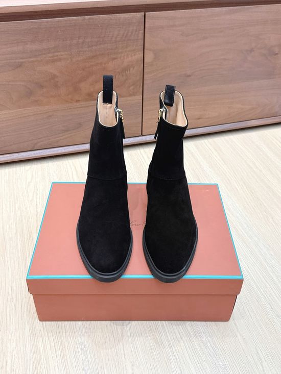 Loro Piana Minimalist Leather Side Zip Flat Ankle Boots