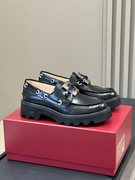 Roger Viver Calfskin Loafers with Decorative Buckle Non-slip Thick Sole