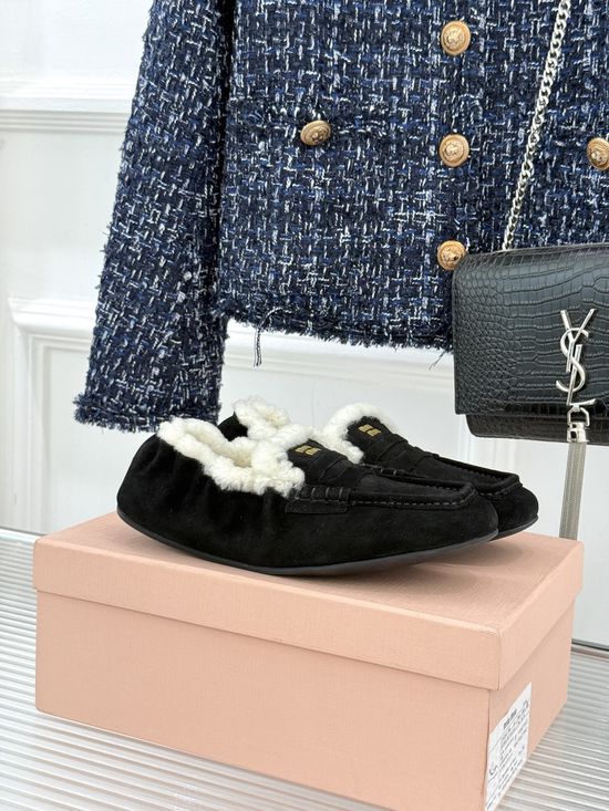 Miu Miu Furry Leather Loafers Warm Soft Daily Comfortable Casual Shoes