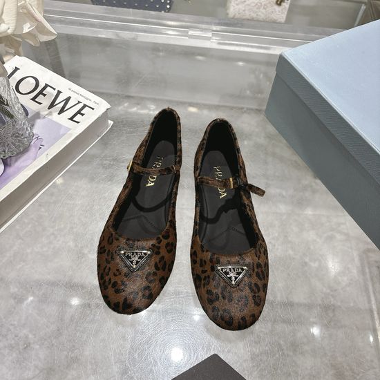 Prada Soft Flat Mary Jane Shoes Comfortable for Daily Commute