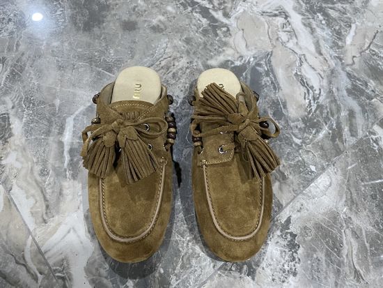 Miu Miu Vintage Leather Lace Up Loafer Shoes Comfortable