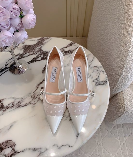 Jimmy Choo Gentle Lace High-heeled Shoes with Classic Design