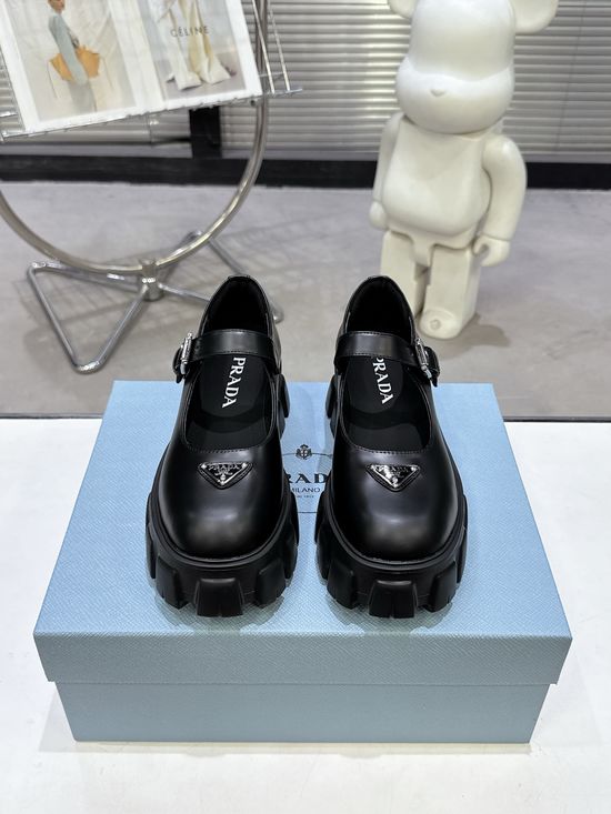 Prada Patent Leather Platform Mary Jane Shoes Comfortable Non-slip