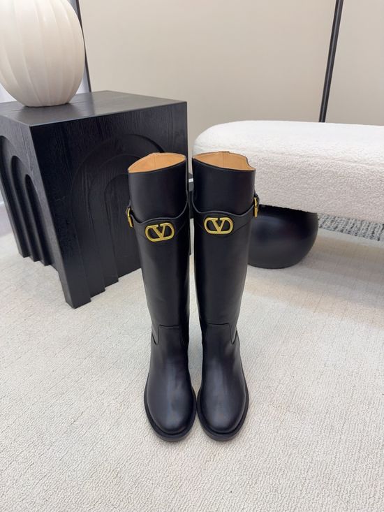 Valentino Classic High-Quality Long Riding Boots with Unique Buckle