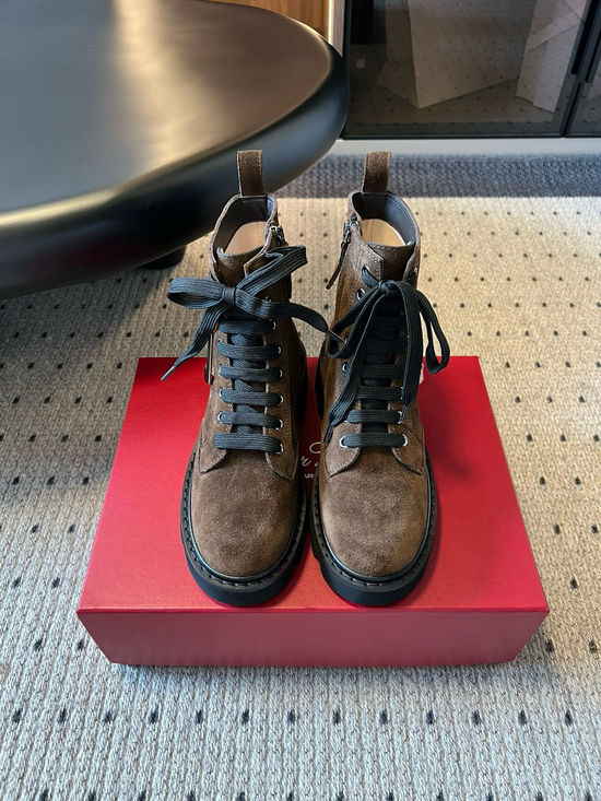 Roger Viver Stylish Buckle Decor Chunky Sole Combat Ankle Boots