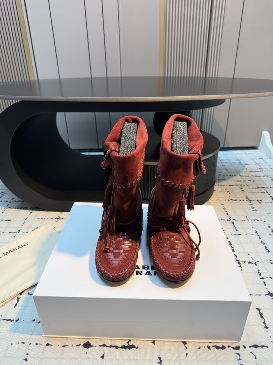 Isabel Marant Western Boots with Embroidered Cultural Fusion Style