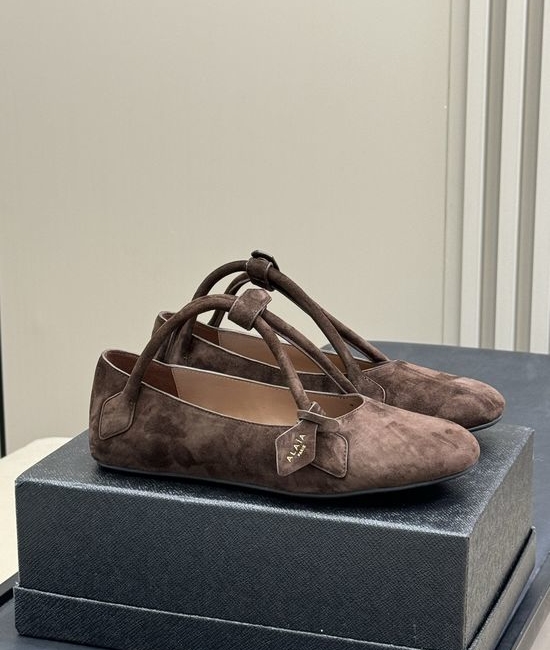 Alaia Soft Sheepskin Casual Shoes Comfortable Fashionable