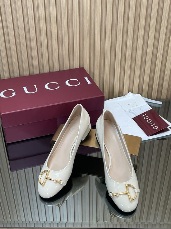 Gucci Patent Leather Buckle Loafer With Leather Sole