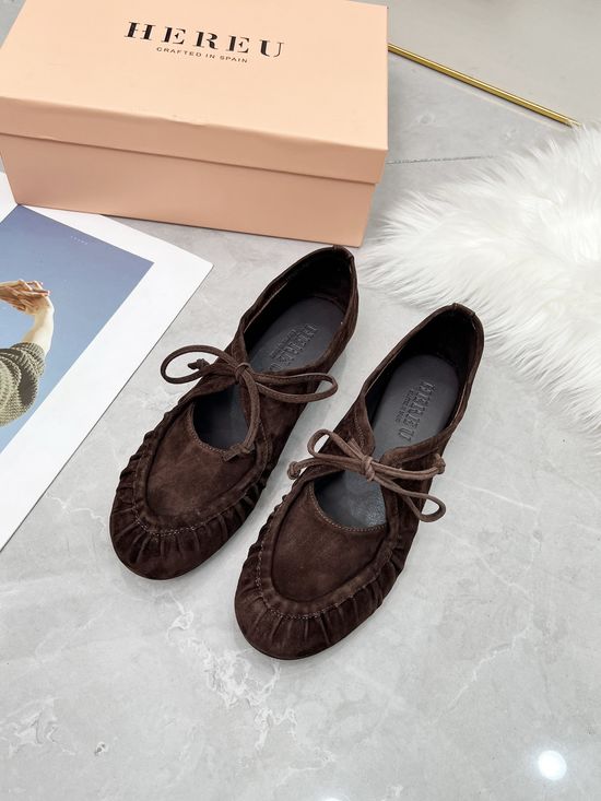 Hermes Bow Decor Round Toe Soft Leather Mary Jane Flats