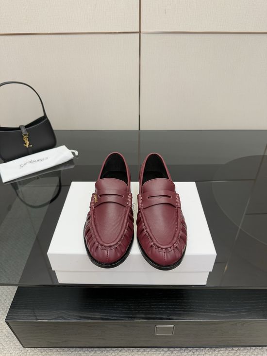 Yves Saint Laurent Classic Small Logo Loafer Shoes Almond Toe Leather Footwear